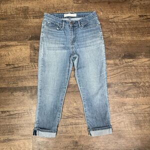 Levi's Women's Jeans Mid Rise Capri Size 6 W28 Casual Western Denim